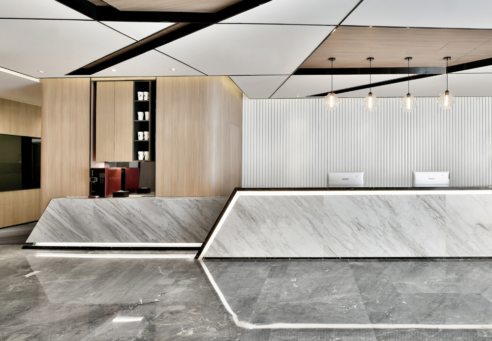 天地中信泰富大厦